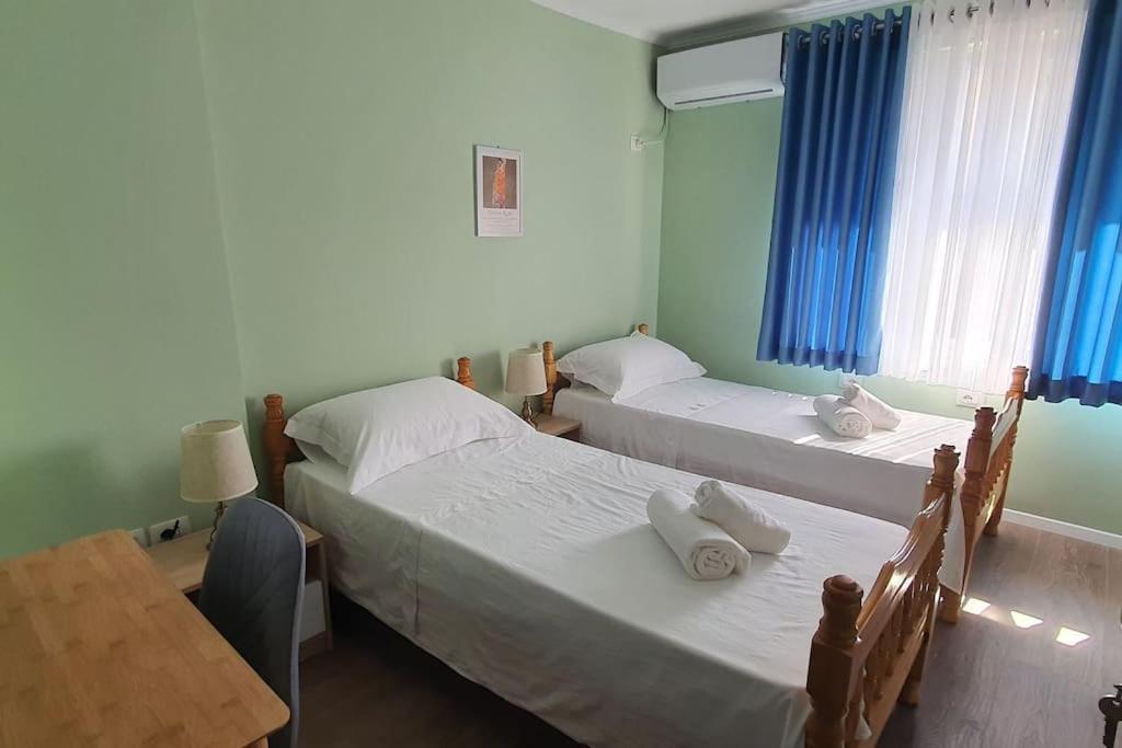 Center Apartment Тирана Екстер'єр фото